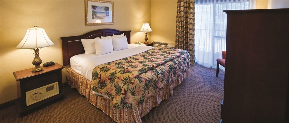 The Breakers Hotel & Suites Rehoboth Beach Exterior photo
